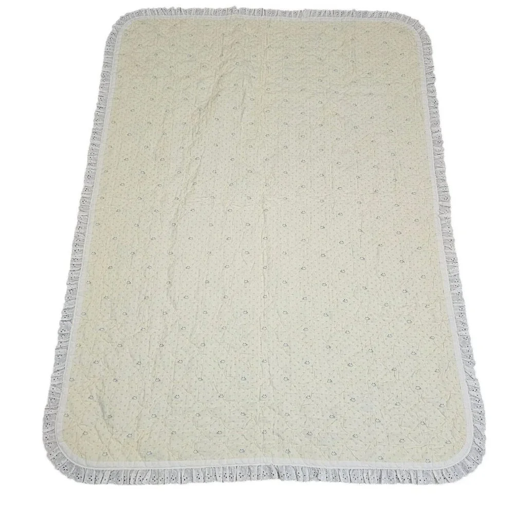 Vintage‎ Light Yellow Baby Blanket ABC Animals Quilted Eyelet Lace Trim 43 X 58